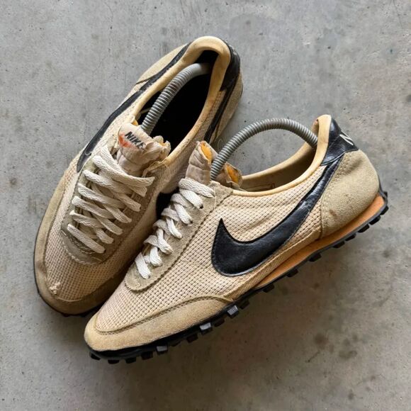 Vintage 1970s Nike Astro Grabber Waffle Shoes Size 8M